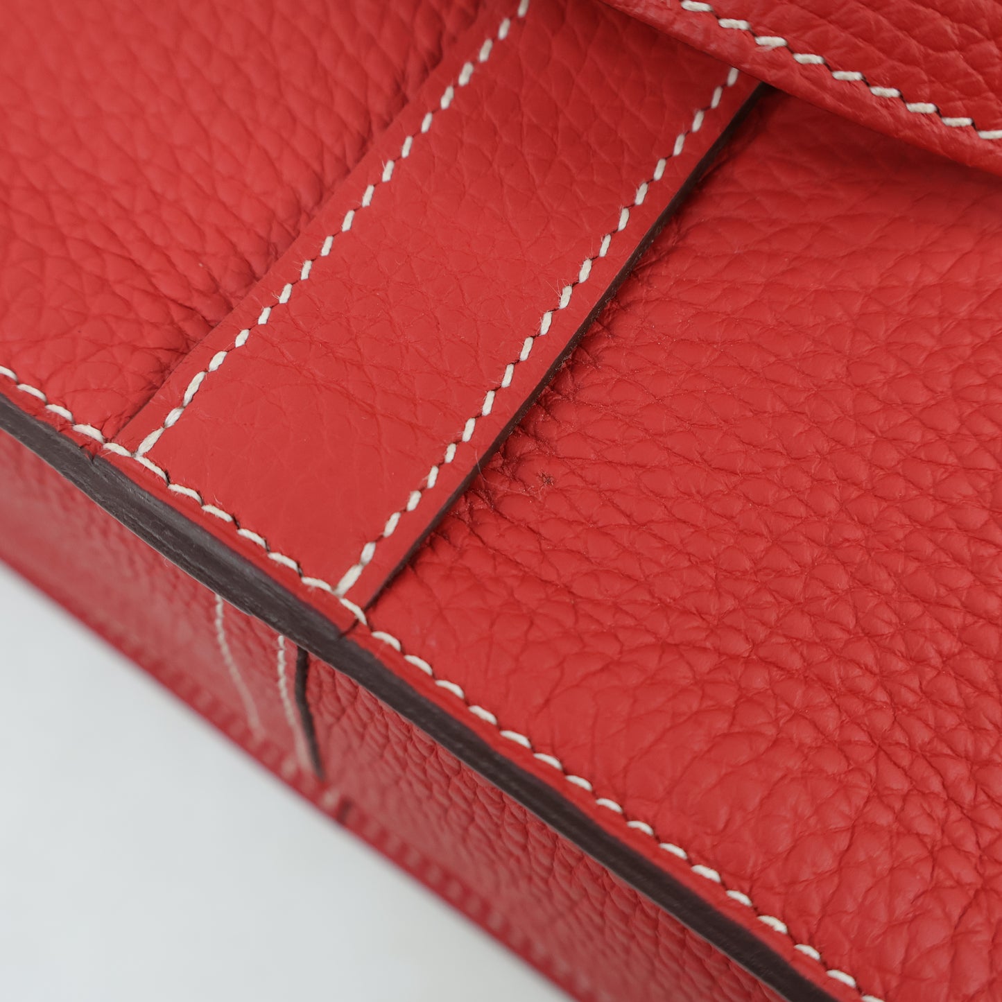 Hermes Halzan 31 Rouge Casaque