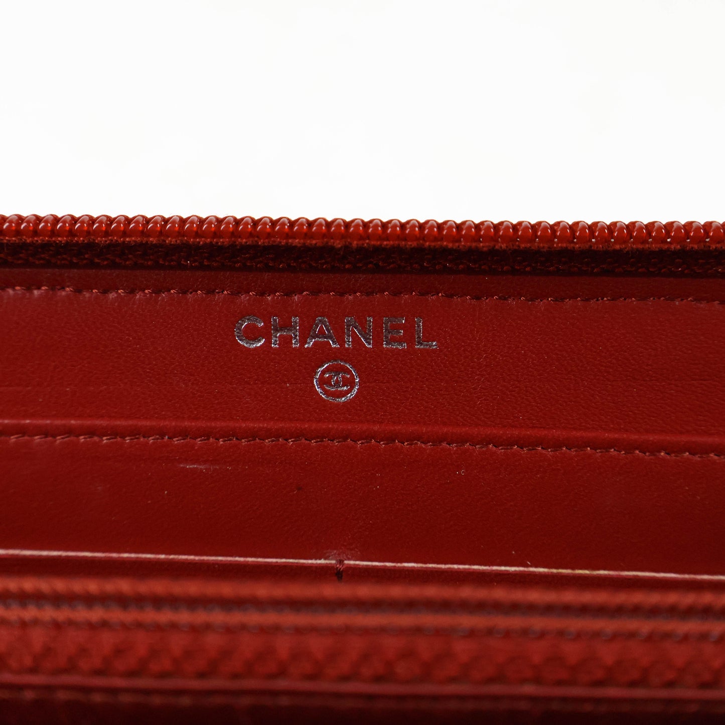 Chanel Lambskin Camellia Zippy Wallet Red