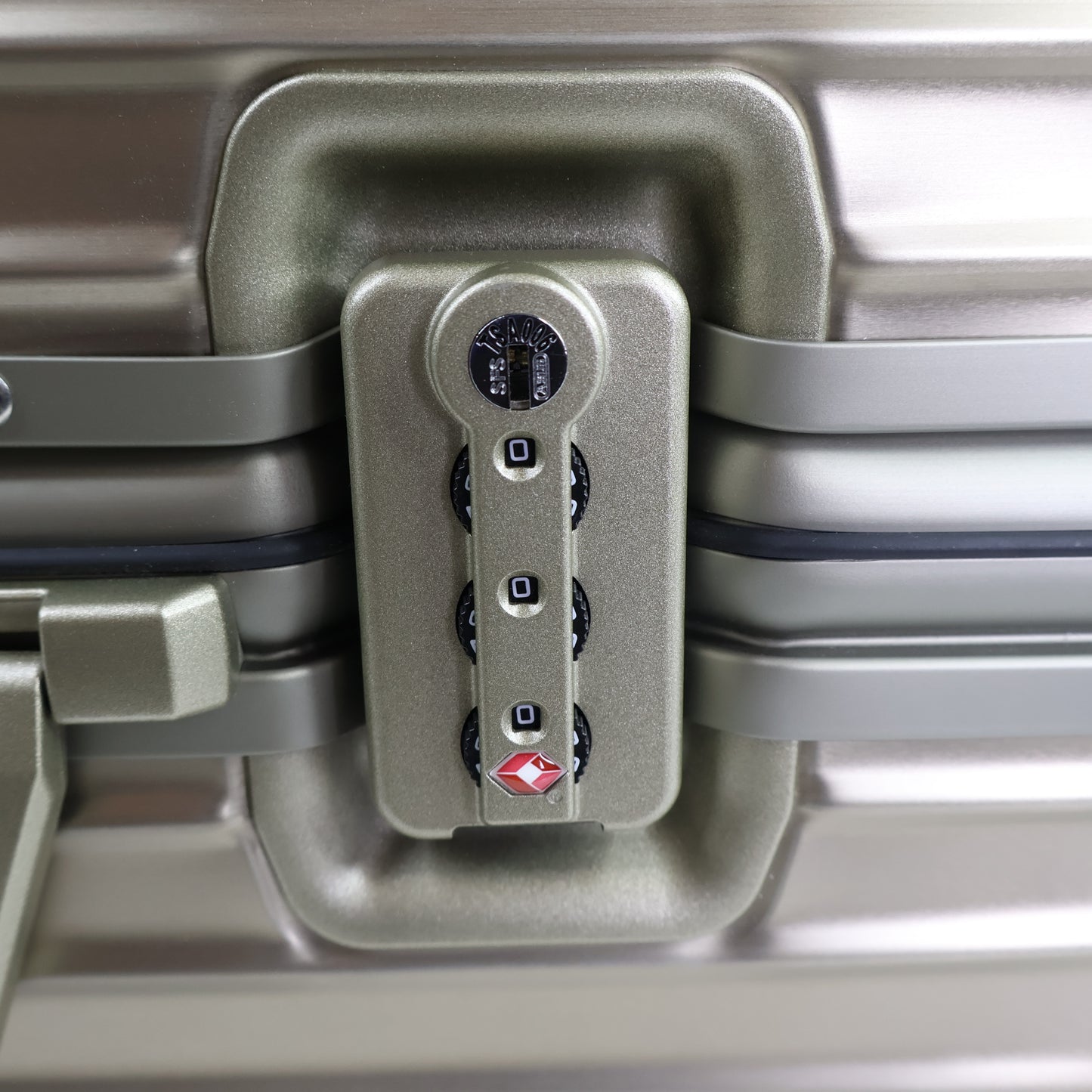 Rimowa Original Cabin Titanium