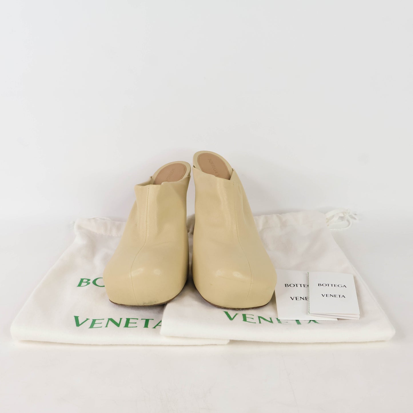 Bottega Veneta Heels Stretch Nappa Mules Light Beige 37