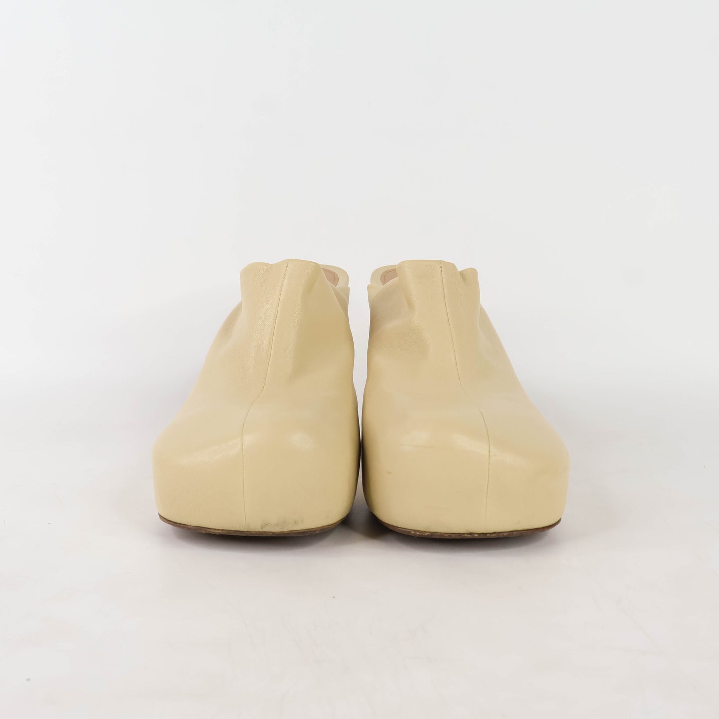 Bottega Veneta Heels Stretch Nappa Mules Light Beige 37