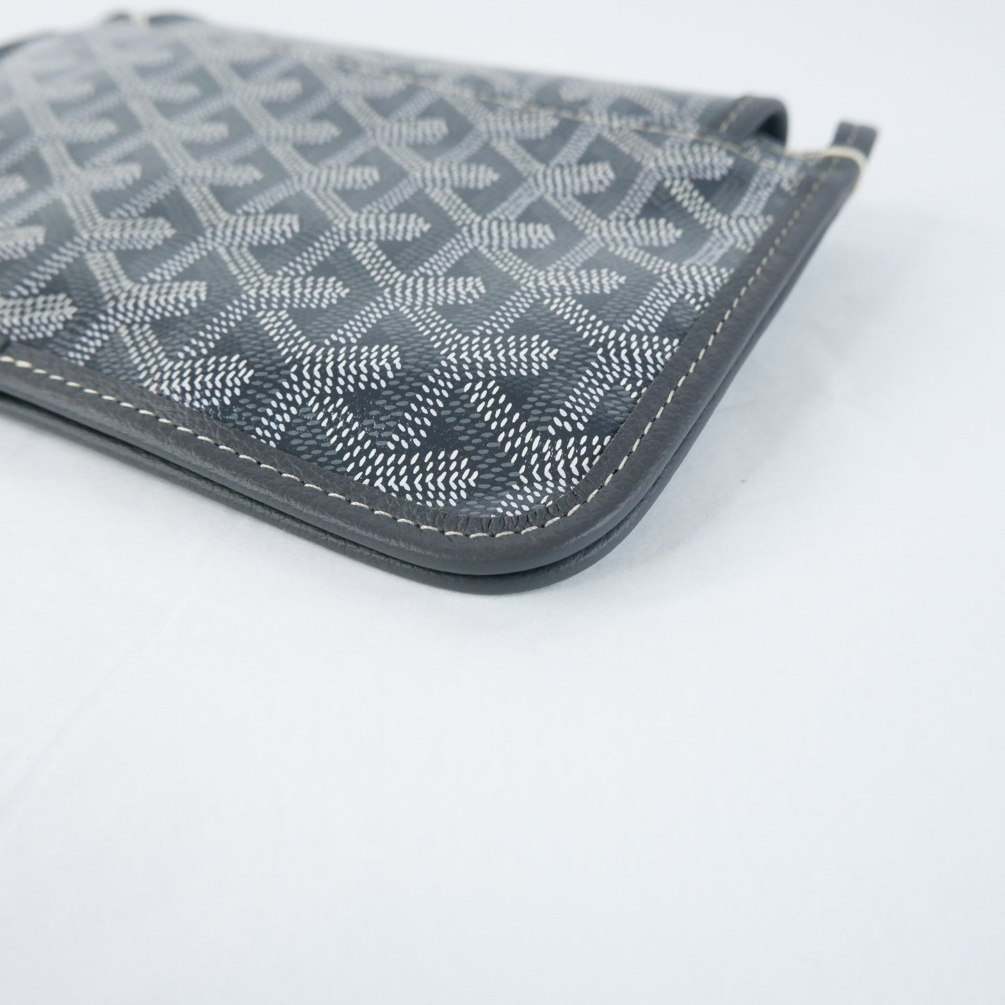 Goyard Plumet Grey