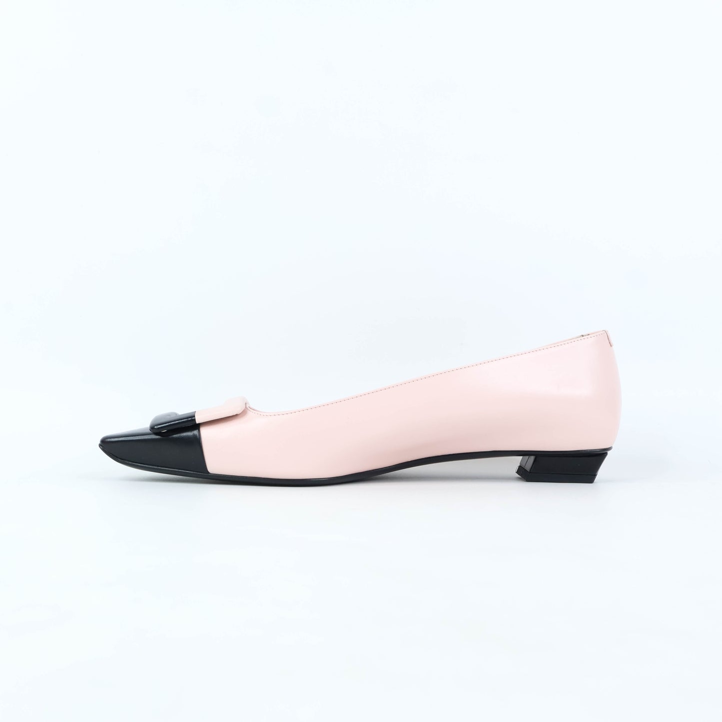 Roger Vivier Flats Pink 39