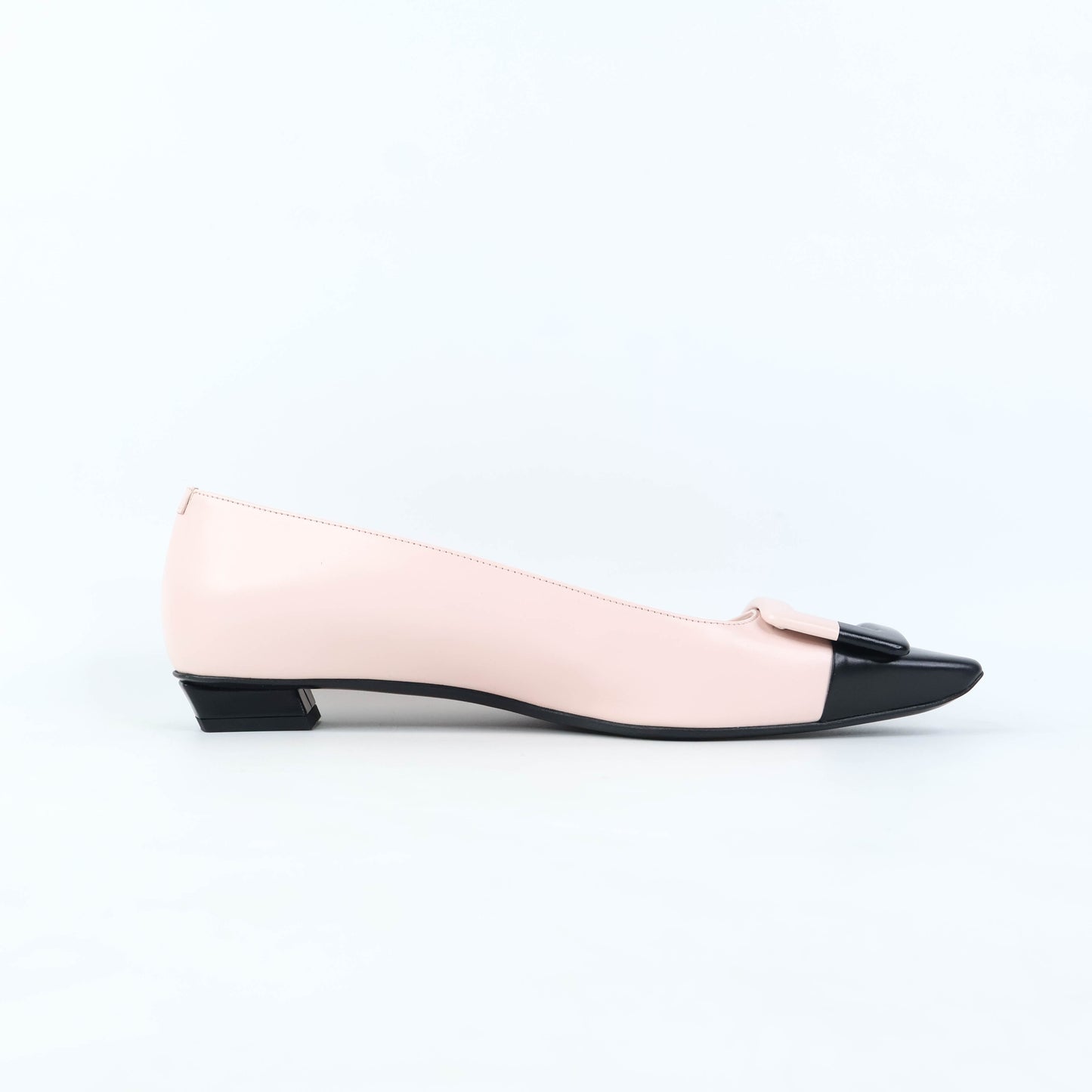 Roger Vivier Flats Pink 39