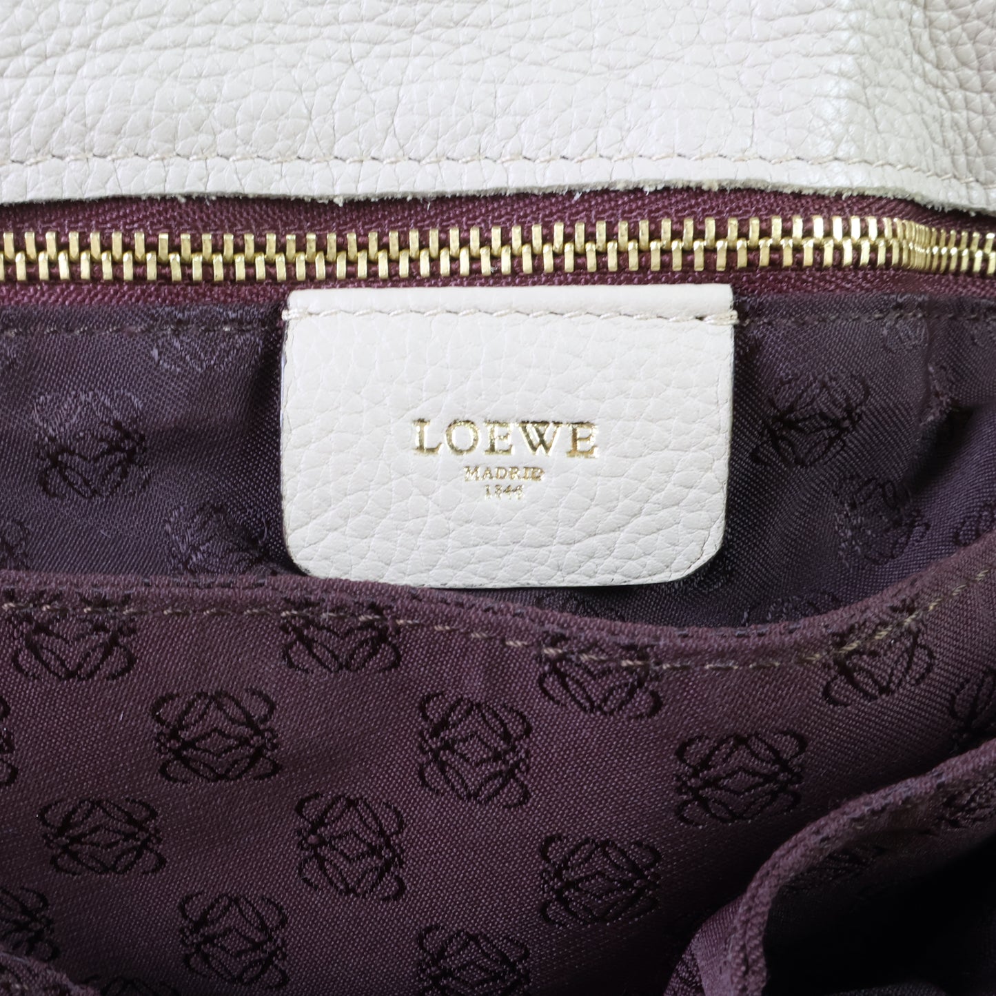 Loewe Flamenco Light Beige