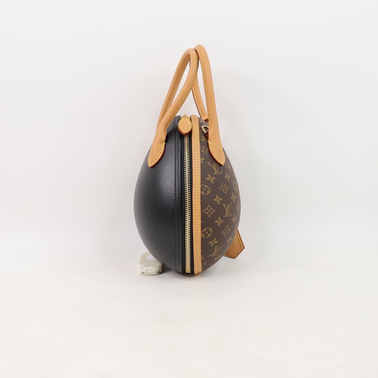 Louis Vuitton Egg Bag Monogram