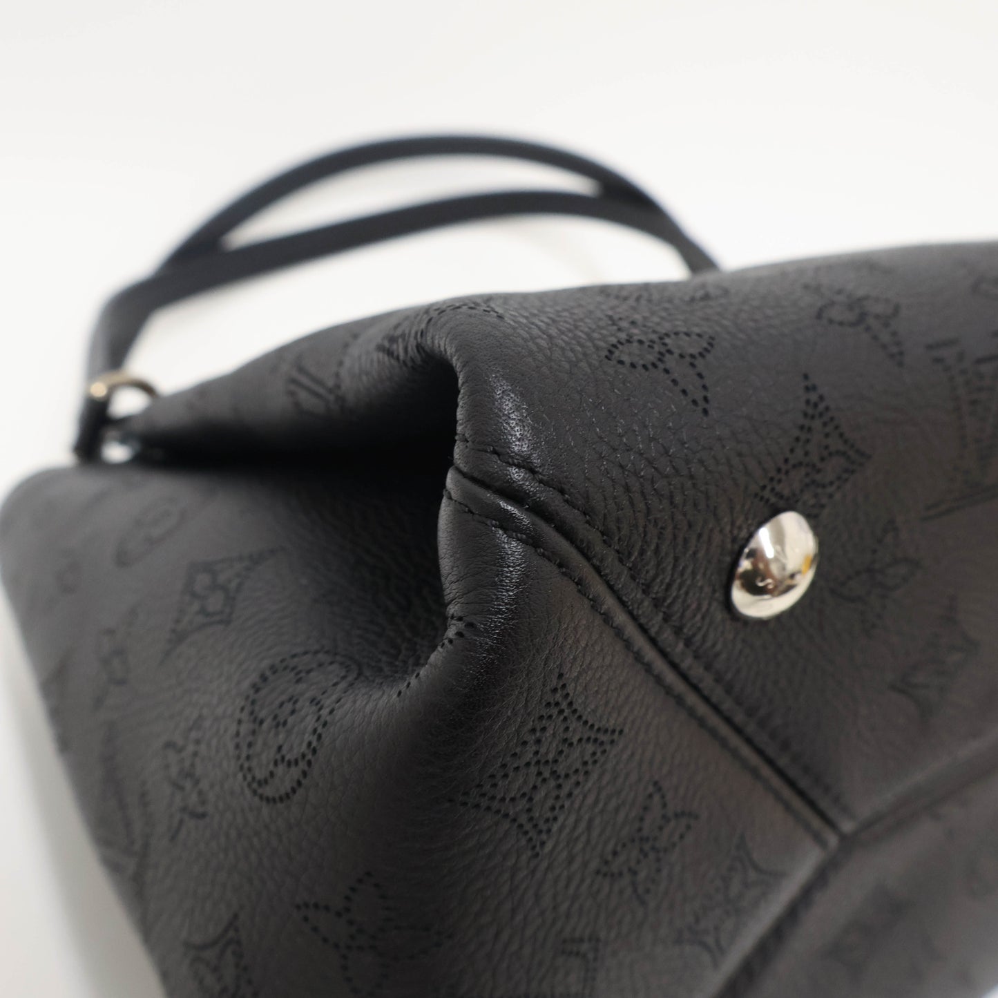 Louis Vuitton Maniha Sevres Tote Black