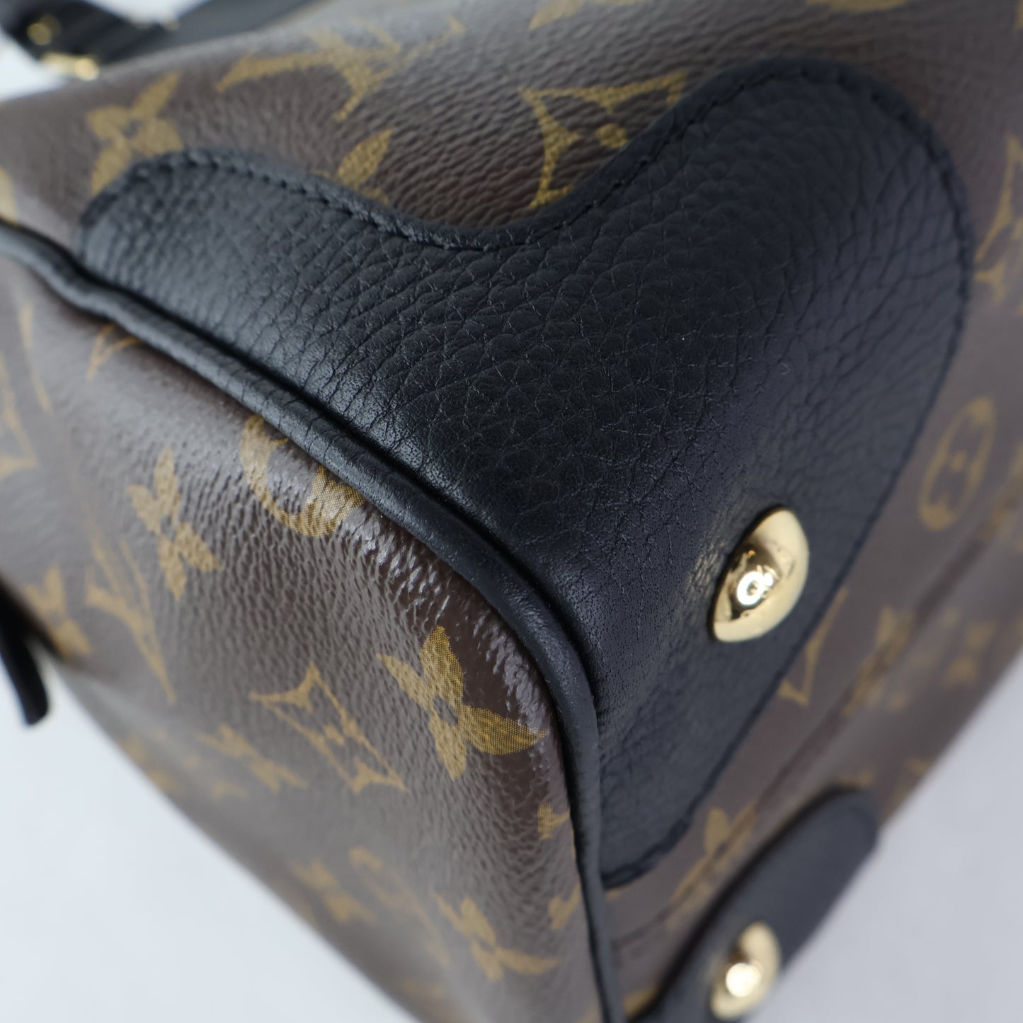 Louis Vuitton Retiro Monogram Leather Black