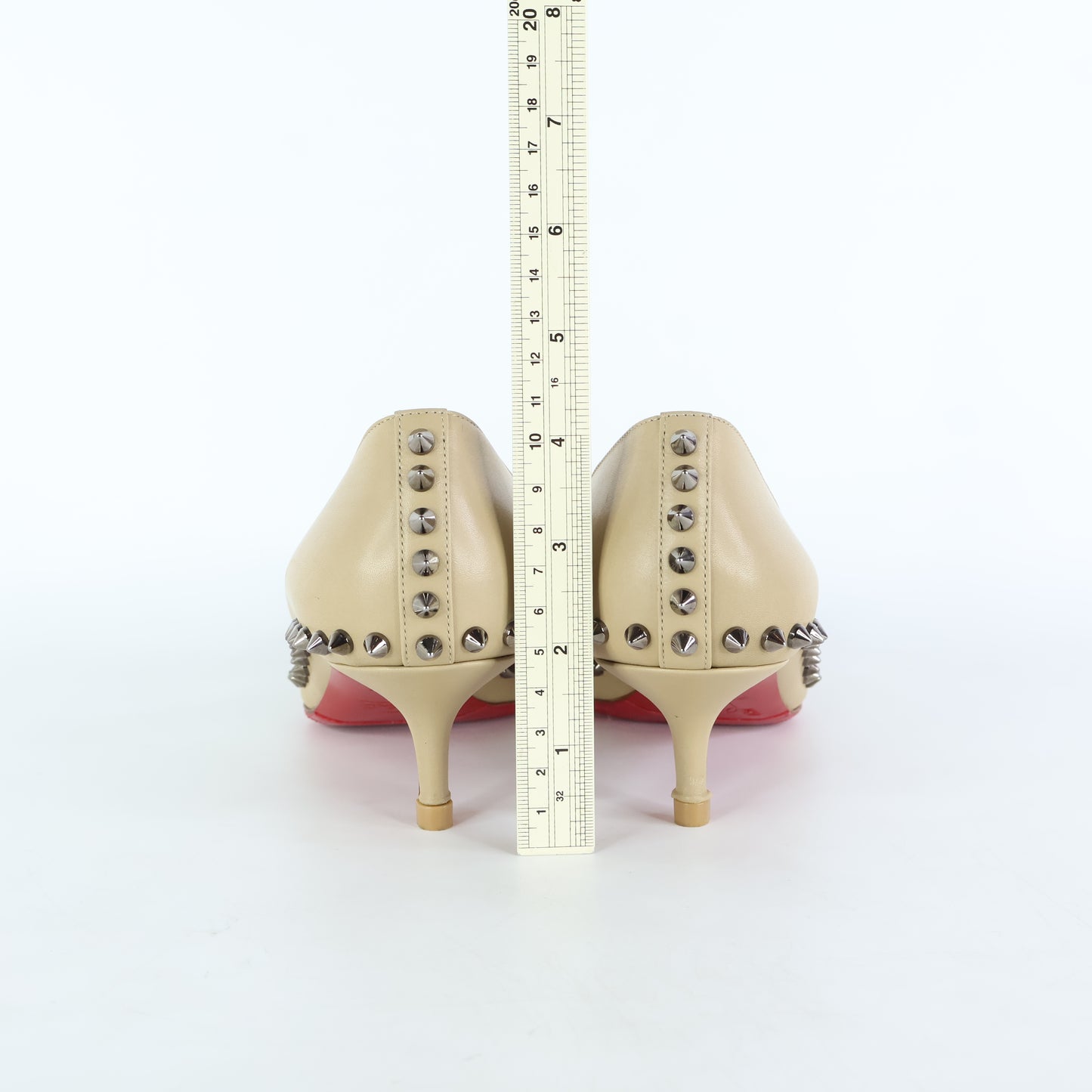 Christian Loubotin Pumps Beige Rockstud 39